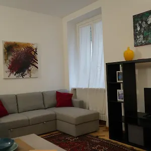 art-home-apartment-navigli.italymilanhotels.net/